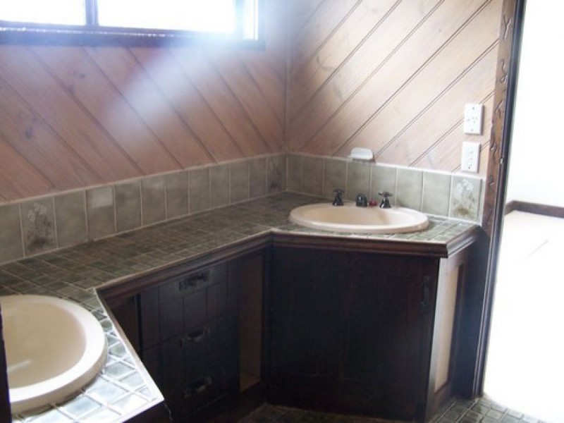 3 Vevey Street, Mermaid Waters QLD 4218