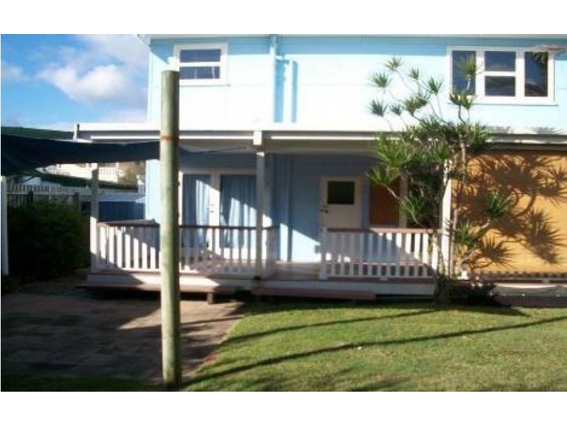 18 Petrel Avenue, Mermaid Beach QLD 4218