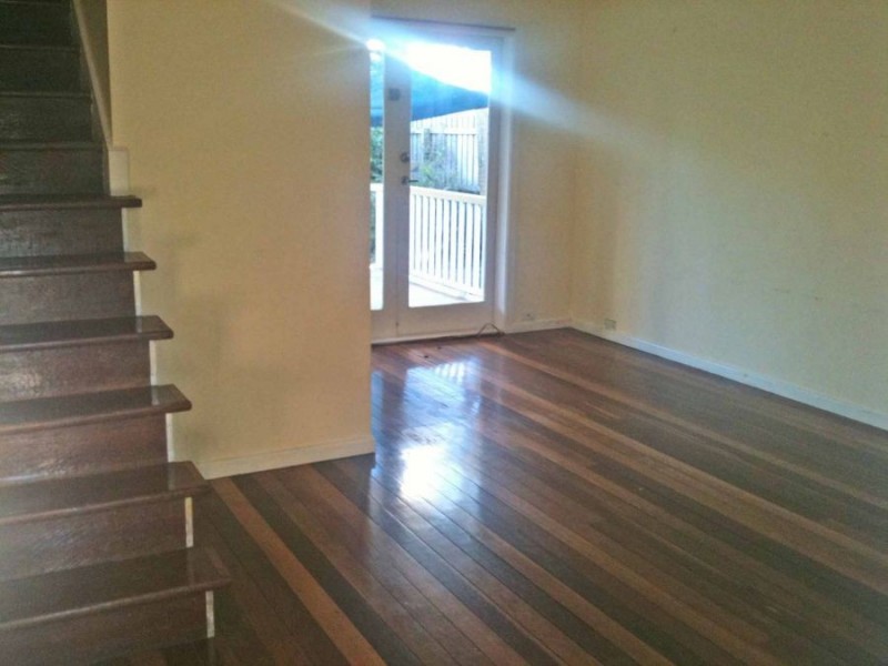 18 Petrel Avenue, Mermaid Beach QLD 4218
