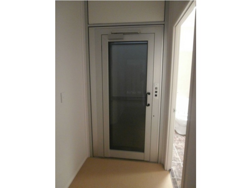 11 Surf Street, Mermaid Beach QLD 4218