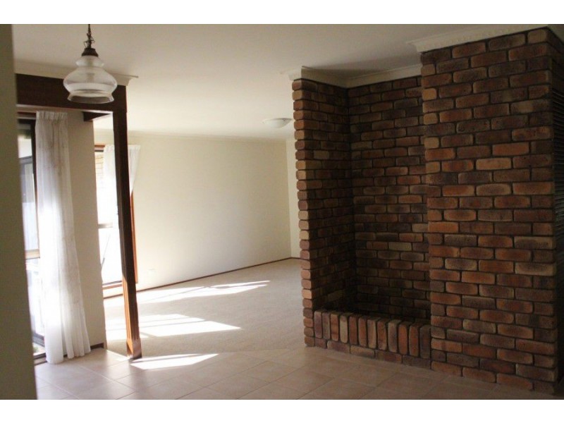 5 ireby court, Mermaid Waters QLD 4218