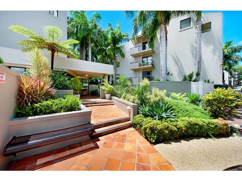 A22/1 Great Hall Drive, Nobby Beach QLD 4218