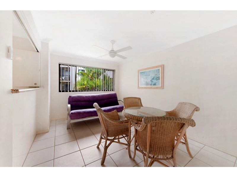 E32/1 Great Hall Drive, Nobby Beach QLD 4218