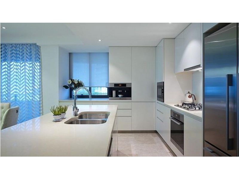 60 Marine Parade, Coolangatta QLD 4225
