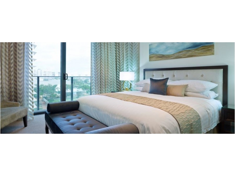 60 Marine Parade, Coolangatta QLD 4225