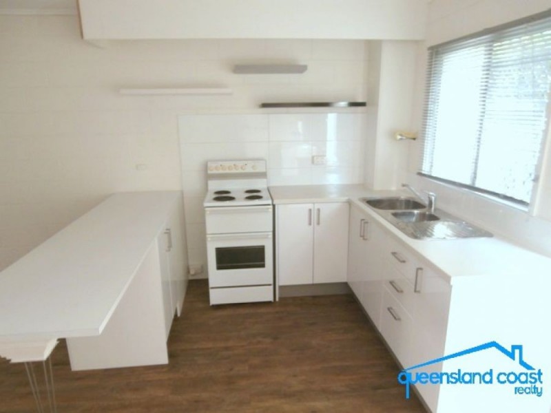 3 9 Mermaid Avenue, Mermaid Beach QLD 4218