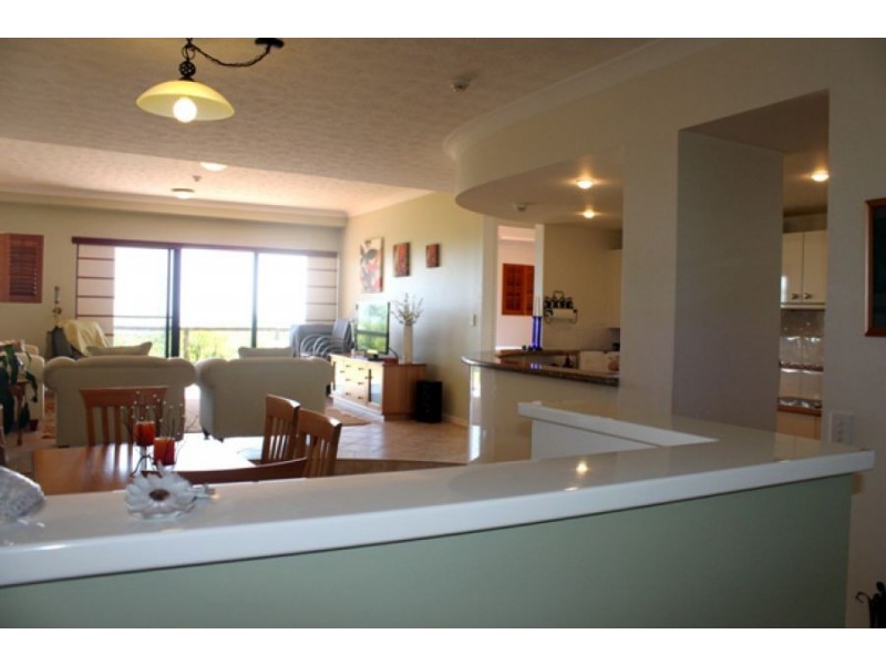 A8/1 Great Hall Drive, Nobby Beach QLD 4218