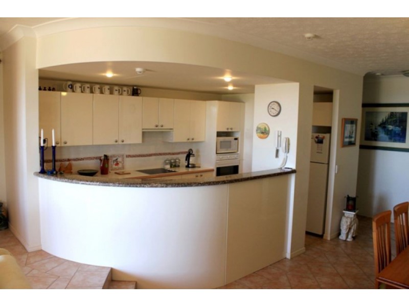 A8/1 Great Hall Drive, Nobby Beach QLD 4218