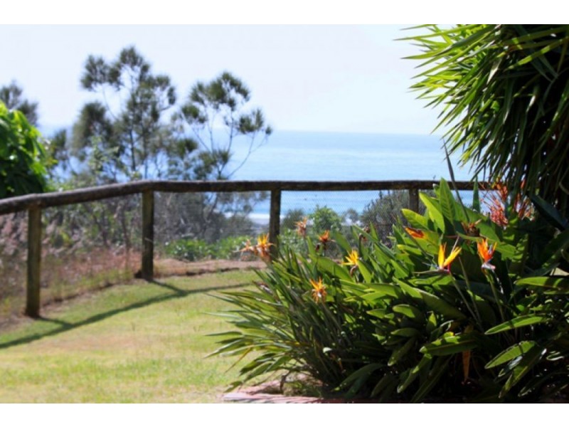 A8/1 Great Hall Drive, Nobby Beach QLD 4218