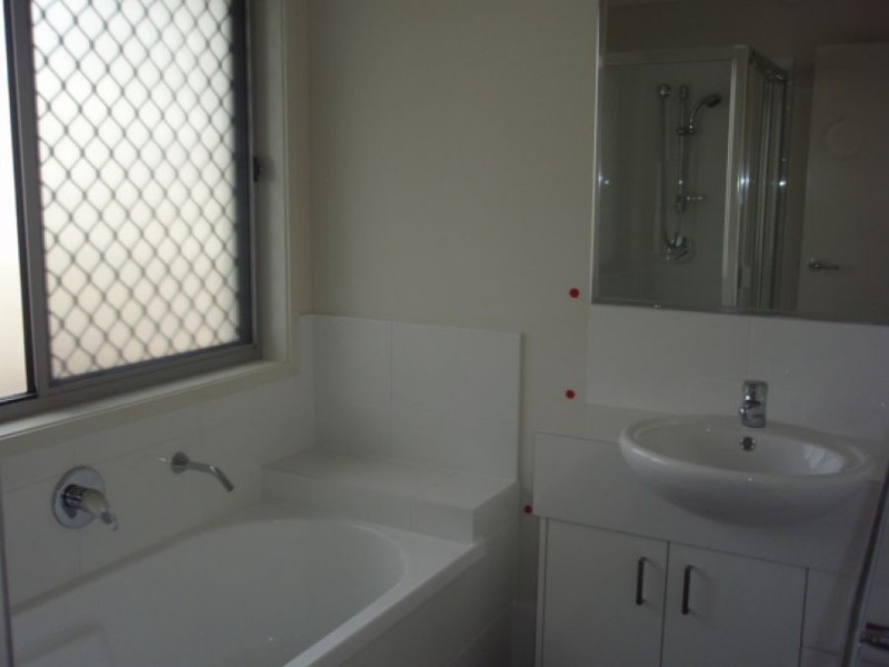 9 Katie Street, Pimpama QLD 4209