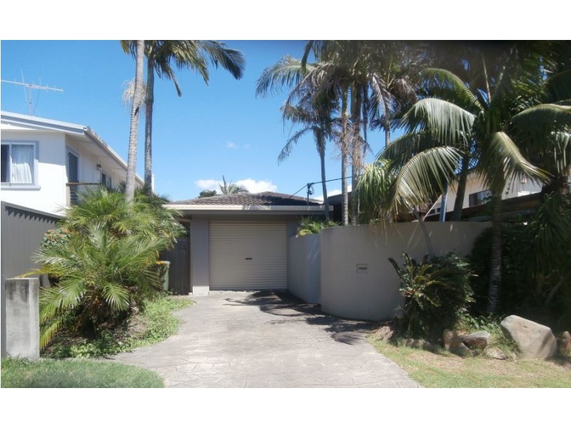 106A Dolphin Avenue, Mermaid Beach QLD 4218