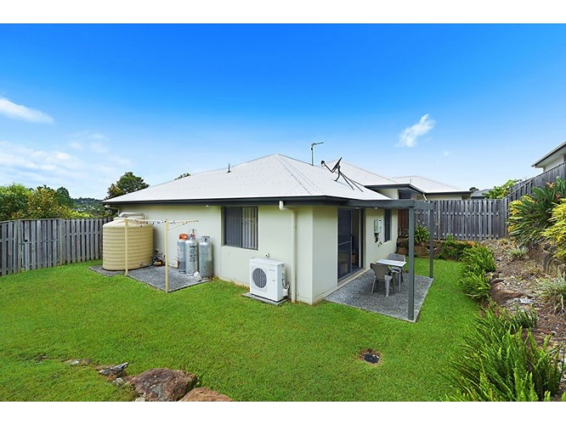 2 Bushland Place, Maudsland QLD 4210