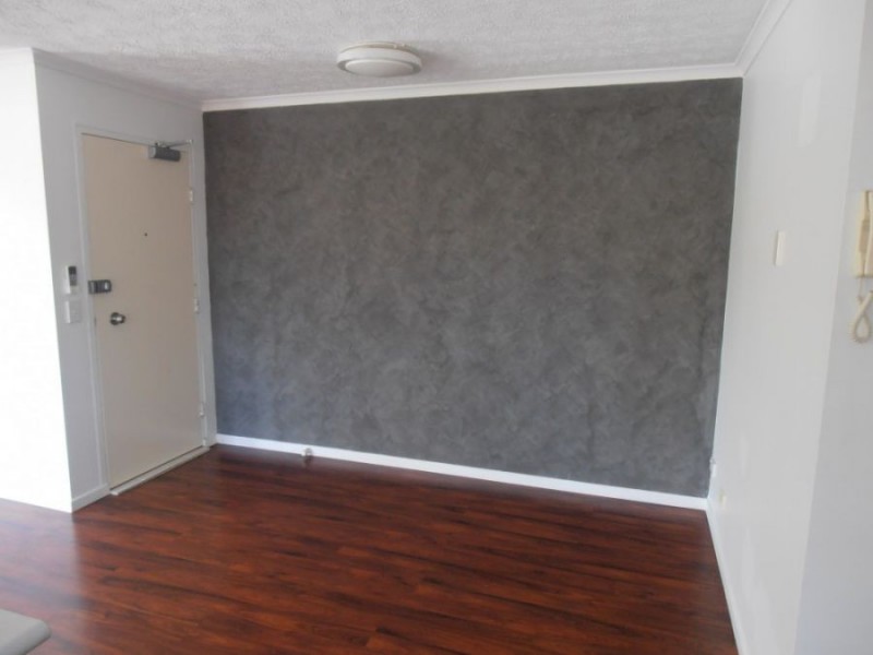 6/215 Surf Parade, Surfers Paradise QLD 4217