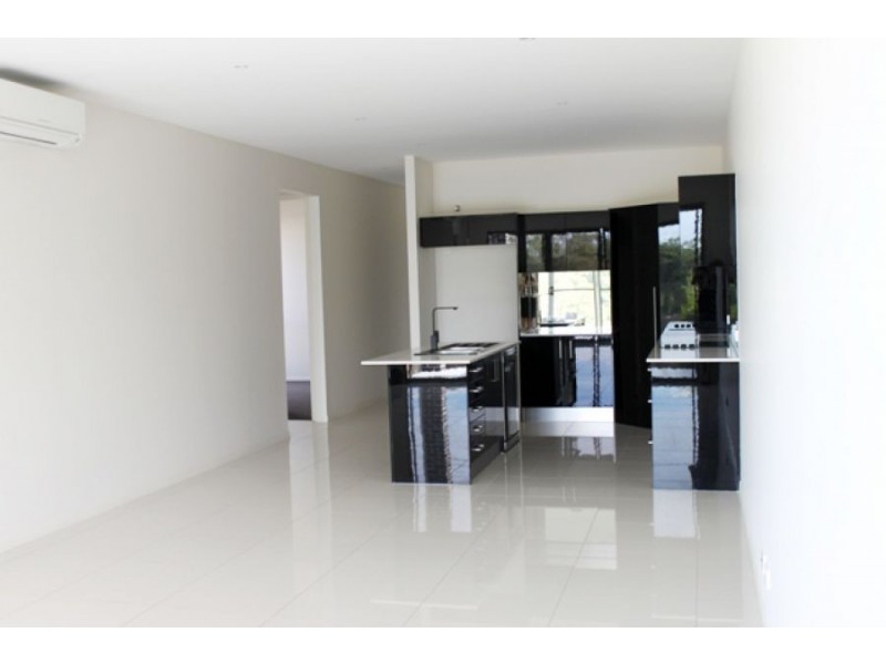15 Carmen Court, Oxenford QLD 4210