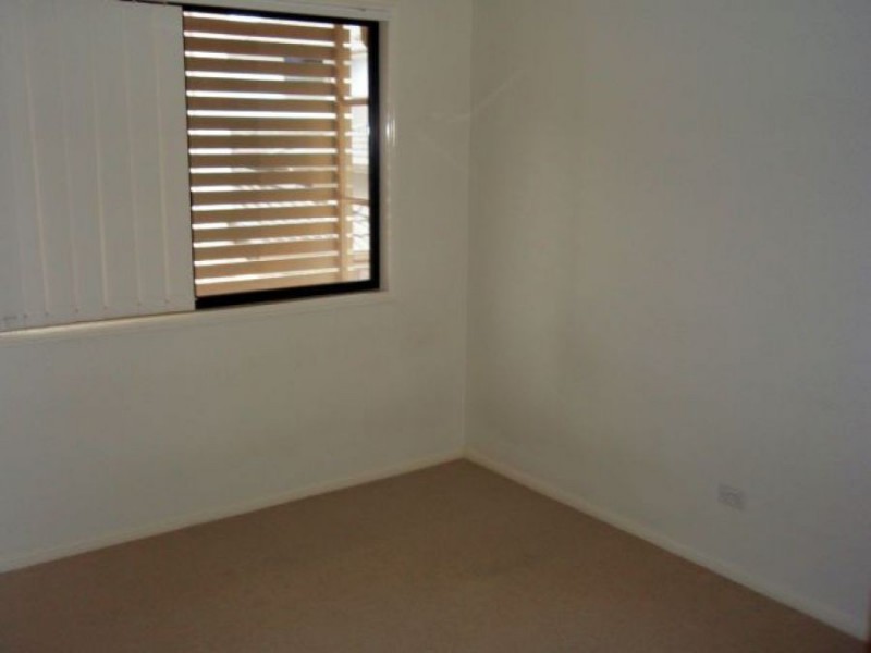 9/141 Cotlew Street, Ashmore QLD 4214