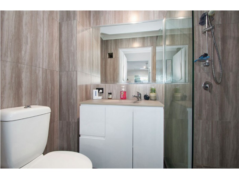 13/36 Monaco Street, Surfers Paradise QLD 4217