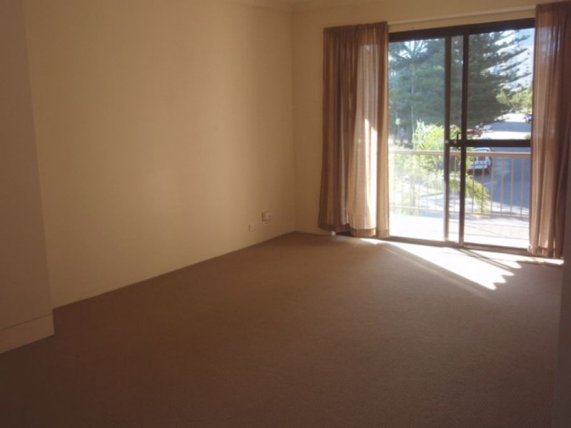 4/26 First Avenue, Broadbeach QLD 4218