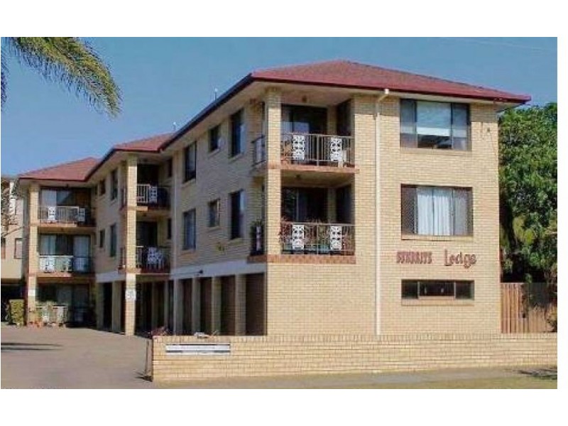 2/44 Sunbrite Avenue, Mermaid Beach QLD 4218