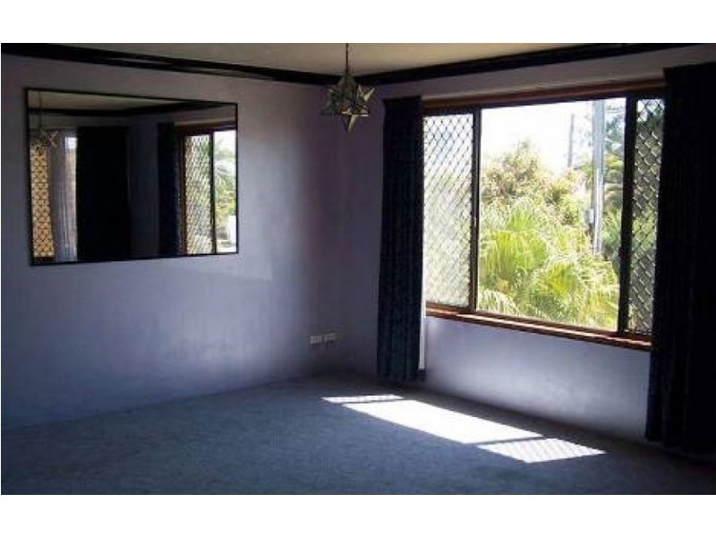 2/44 Sunbrite Avenue, Mermaid Beach QLD 4218