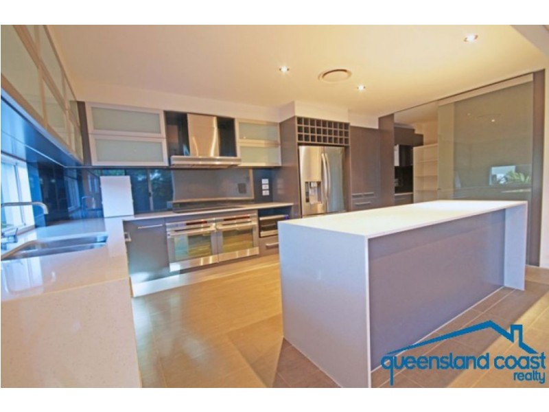 1/39 Tarcoola Crescent, Surfers Paradise QLD 4217