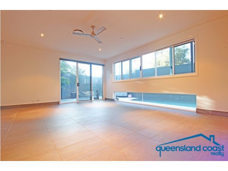 1/39 Tarcoola Crescent, Surfers Paradise QLD 4217