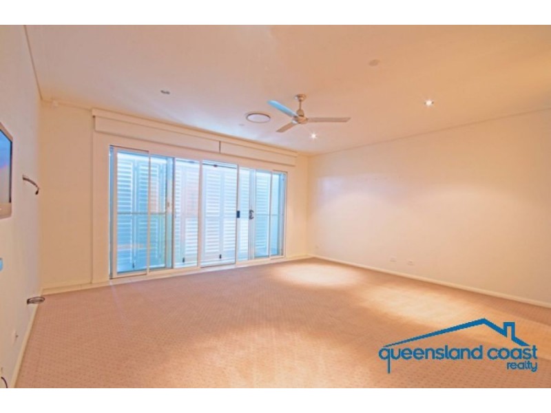 1/39 Tarcoola Crescent, Surfers Paradise QLD 4217