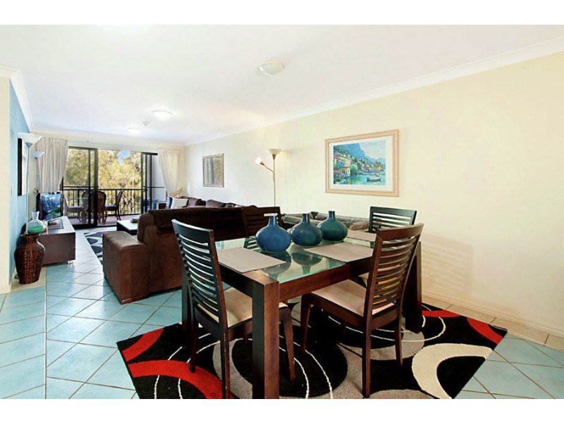 E22/1 Great Hall Drive, Nobby Beach QLD 4218