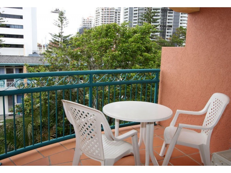 . 20-26 Anne Avenue, Broadbeach QLD 4218