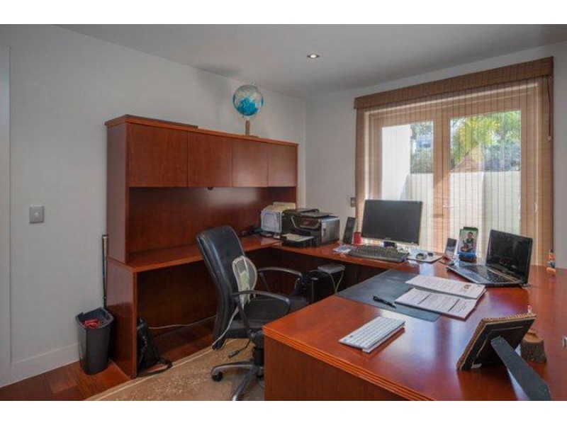 2024 The Boulevard, Benowa QLD 4217