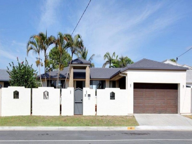 48 Alec Avenue, Mermaid Waters QLD 4218