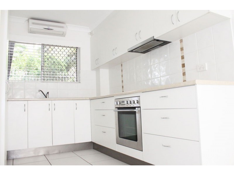 2/75 Old Burleigh Road, Surfers Paradise QLD 4217