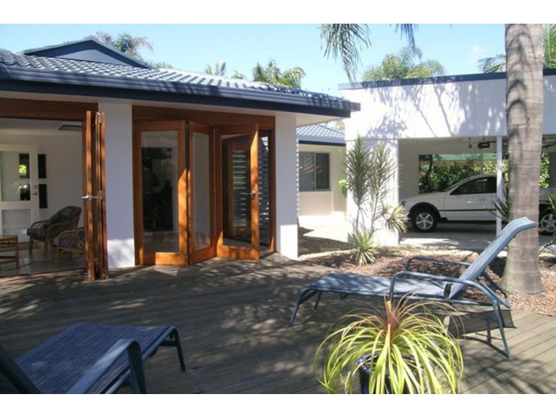 70 Bardon Avenue, Miami QLD 4220