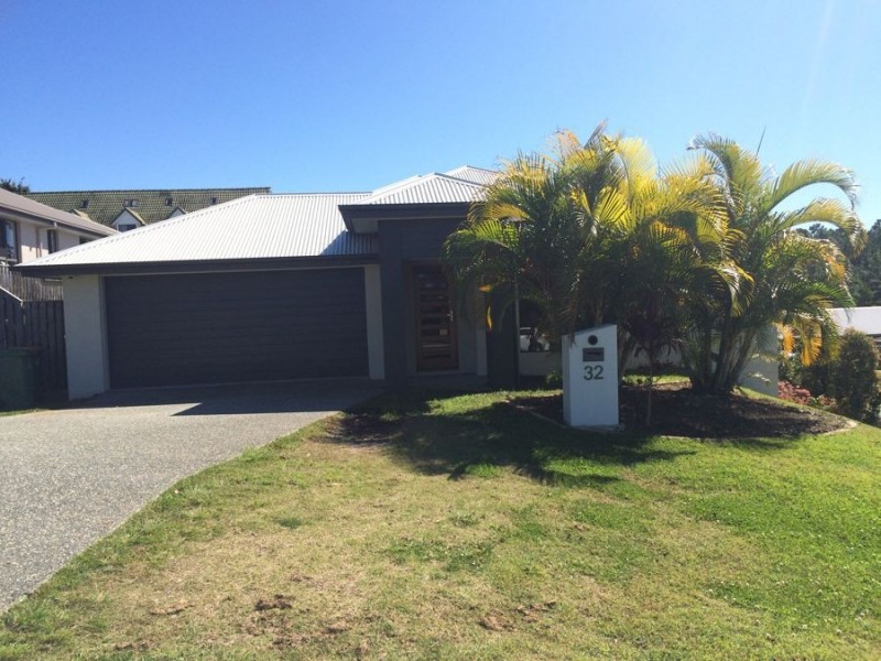 32 Felling Drive, Maudsland QLD 4210