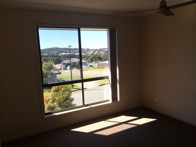 32 Felling Drive, Maudsland QLD 4210