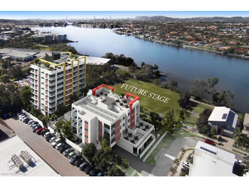 33 Lakefront Crescent, Varsity Lakes QLD 4227