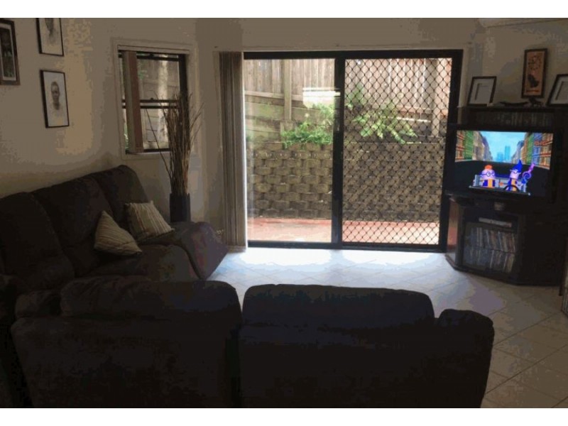 13 /141 Cotlew Street, Ashmore QLD 4214