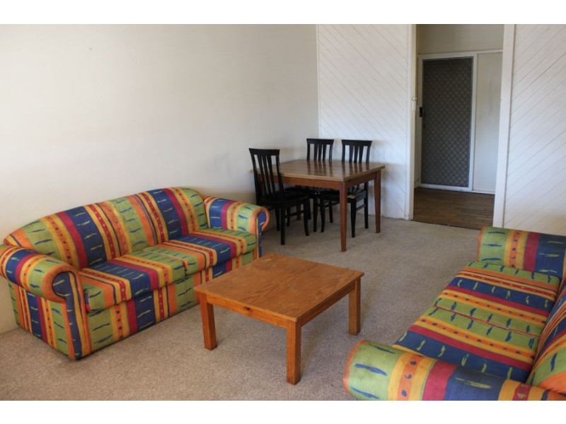 1/49 Surf Parade, Broadbeach QLD 4218