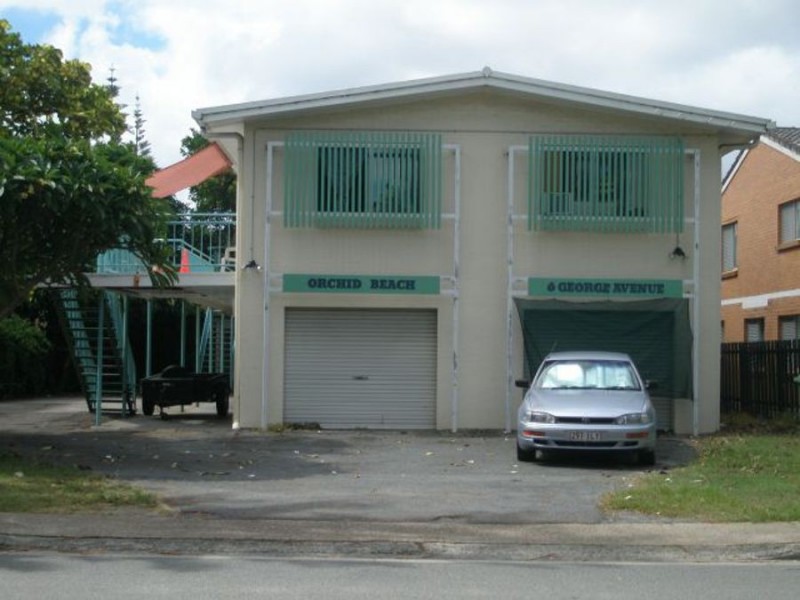 2/6 George Avenue, Broadbeach QLD 4218