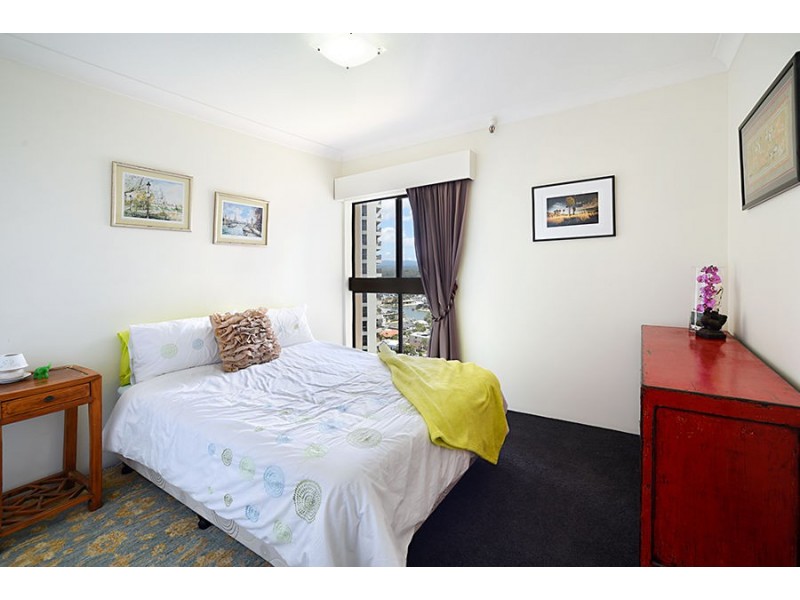 122E/2 Admiralty Drive, Paradise Waters QLD 4217