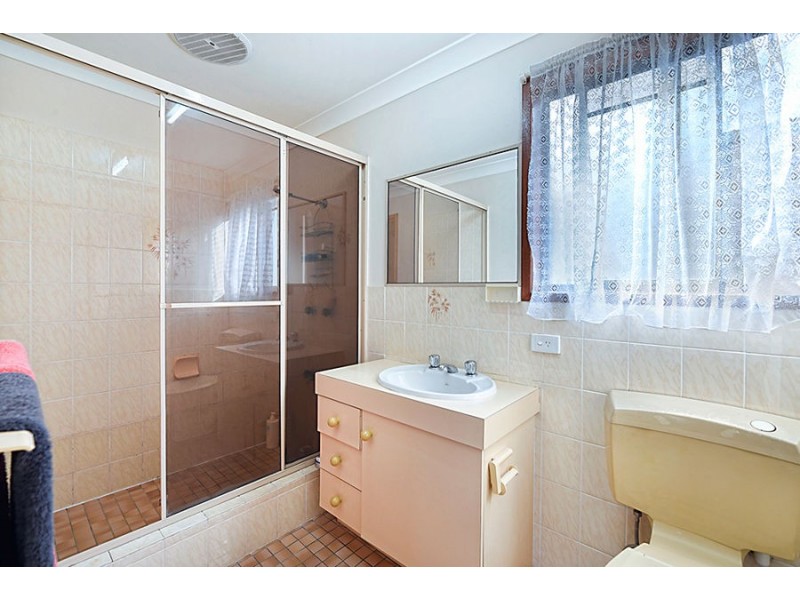 1/32 Sunshine Parade, Miami QLD 4220