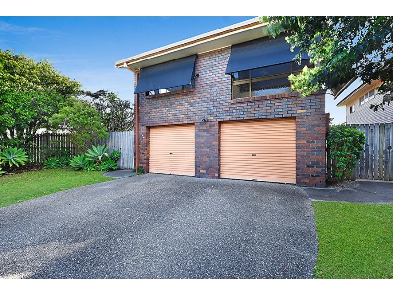 1/32 Sunshine Parade, Miami QLD 4220