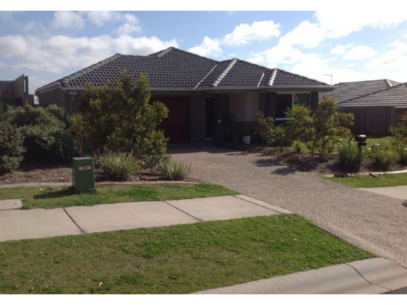 12 Jardine Street, Pacific Pines QLD 4211