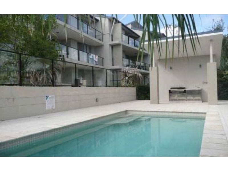 2/119 Sunshine Parade, Miami QLD 4220