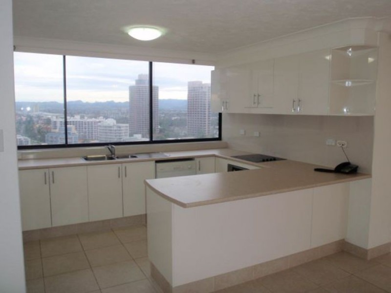 18D/4 Old Burleigh Road, Broadbeach QLD 4218