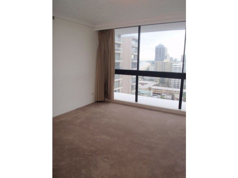 18D/4 Old Burleigh Road, Broadbeach QLD 4218