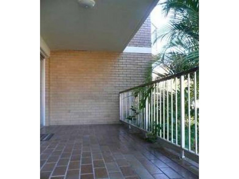 2/33 Ventura Road, Mermaid Beach QLD 4218