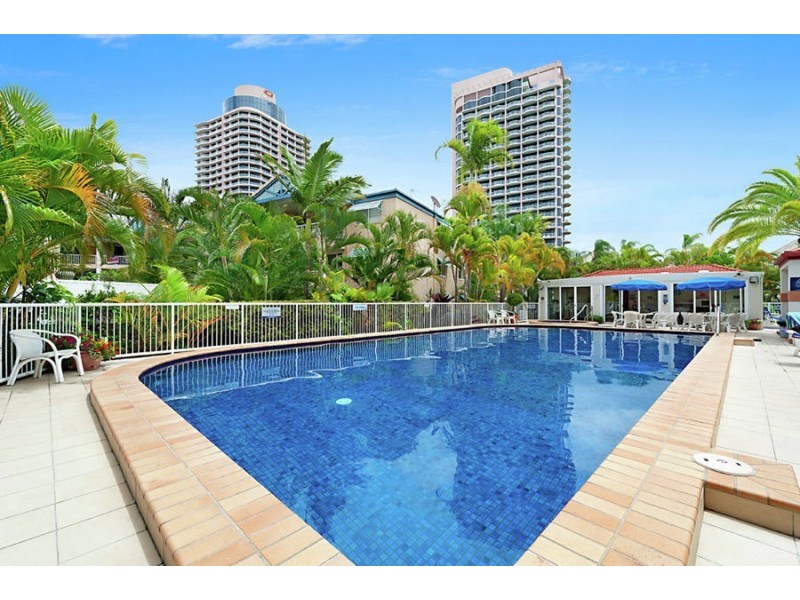 18/210 Surf Parade, Broadbeach QLD 4218
