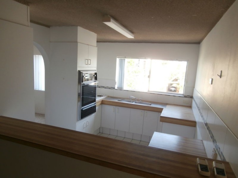 8/2 Nagel Avenue, Miami QLD 4220