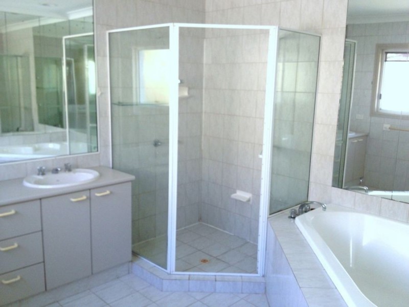 101 Campbell Street, Bundall QLD 4217