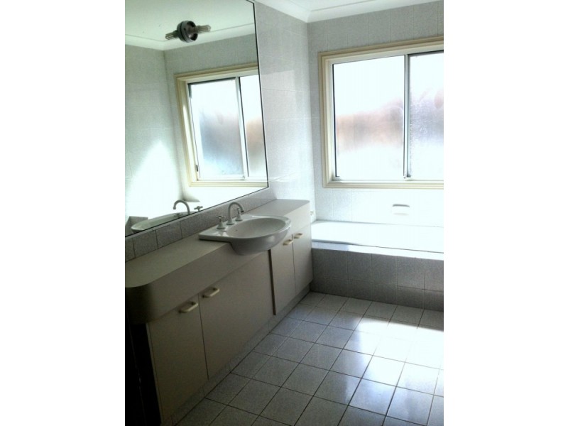 101 Campbell Street, Bundall QLD 4217